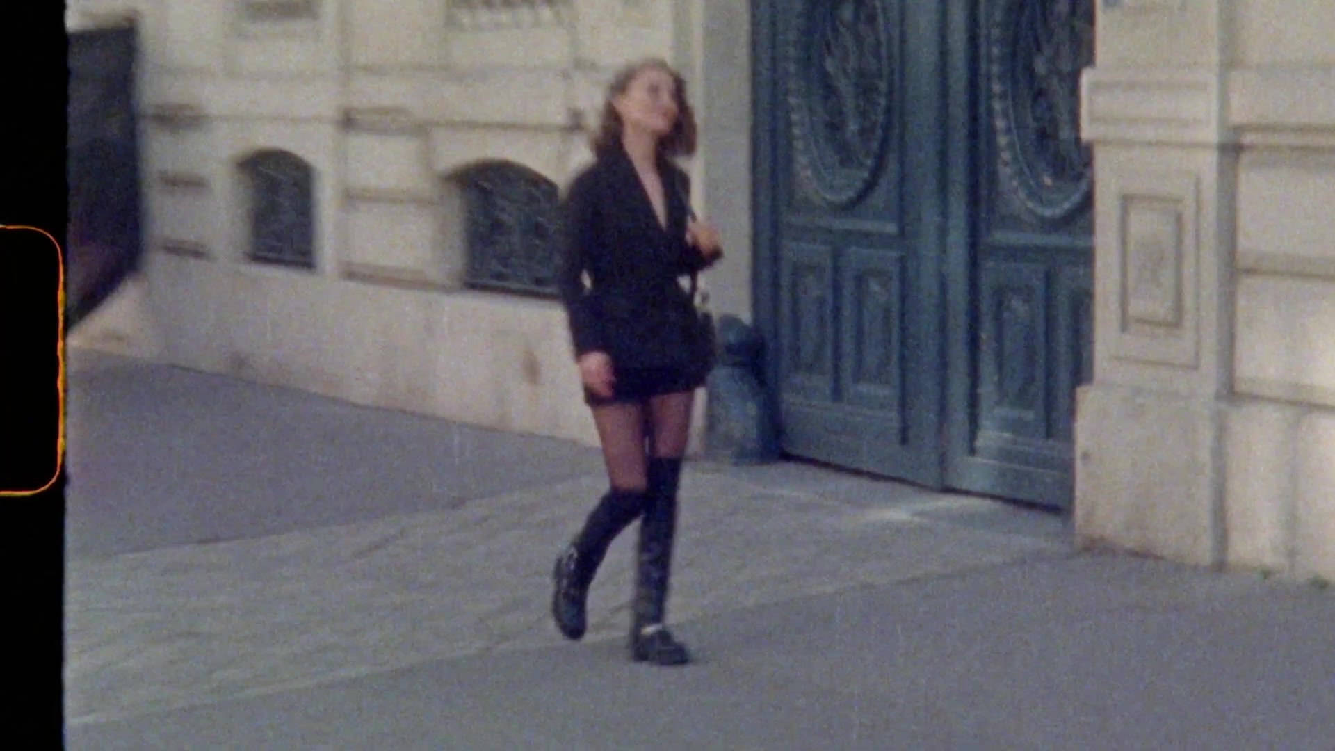 Miss_Dior_-_A_Miss_in_Paris_Episode_1-00_00_09_080.jpeg