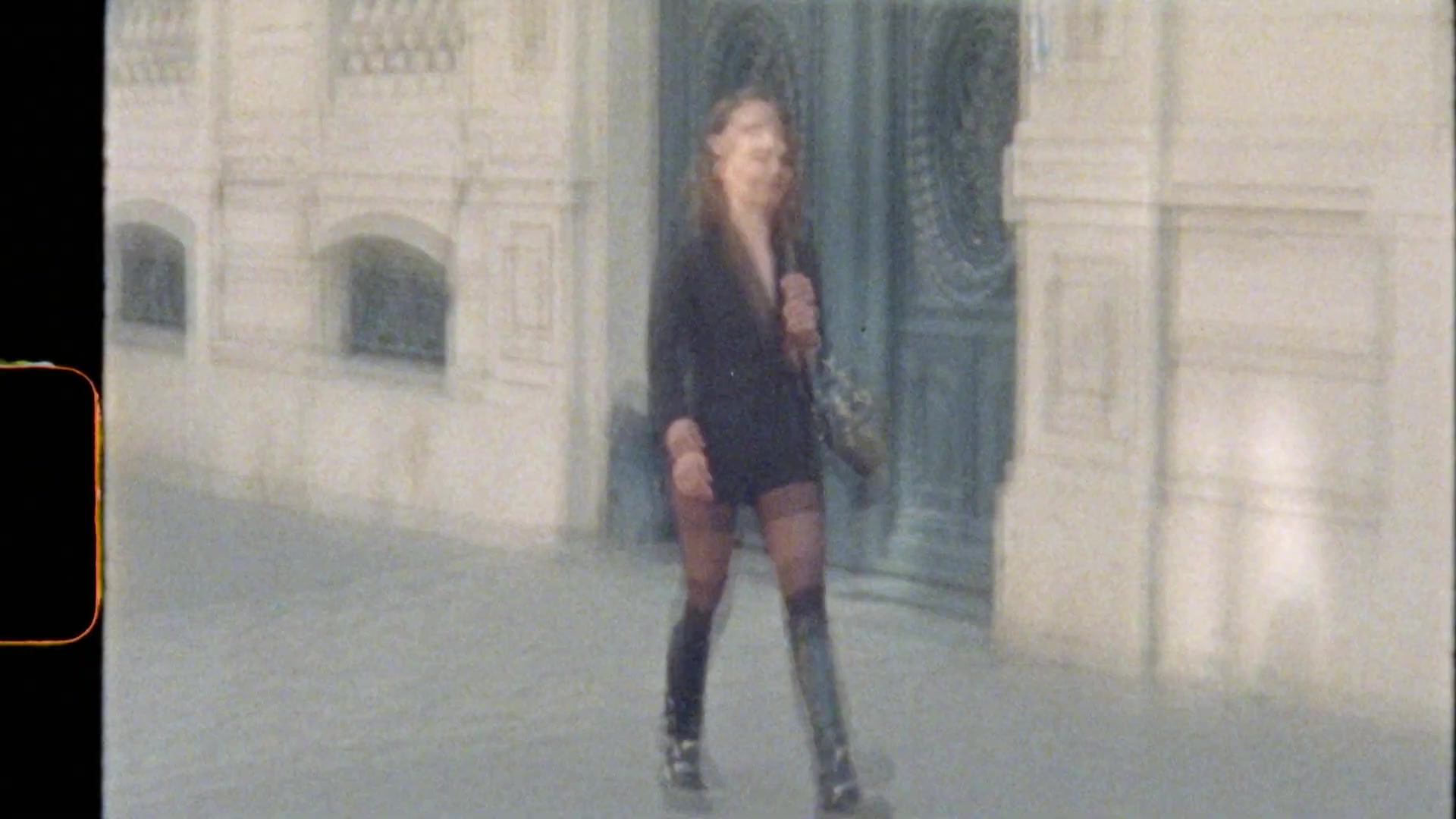 Miss_Dior_-_A_Miss_in_Paris_Episode_1-00_00_09_400.jpeg