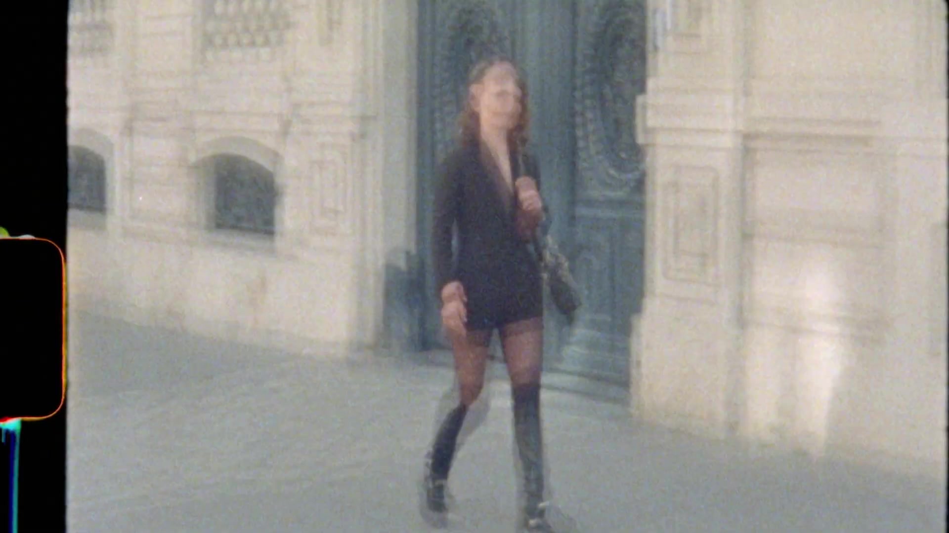 Miss_Dior_-_A_Miss_in_Paris_Episode_1-00_00_09_480.jpeg