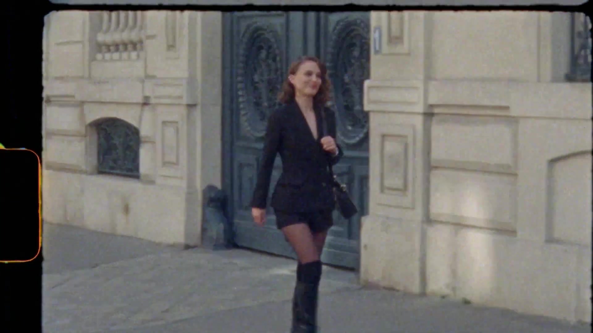 Miss_Dior_-_A_Miss_in_Paris_Episode_1-00_00_09_680.jpeg