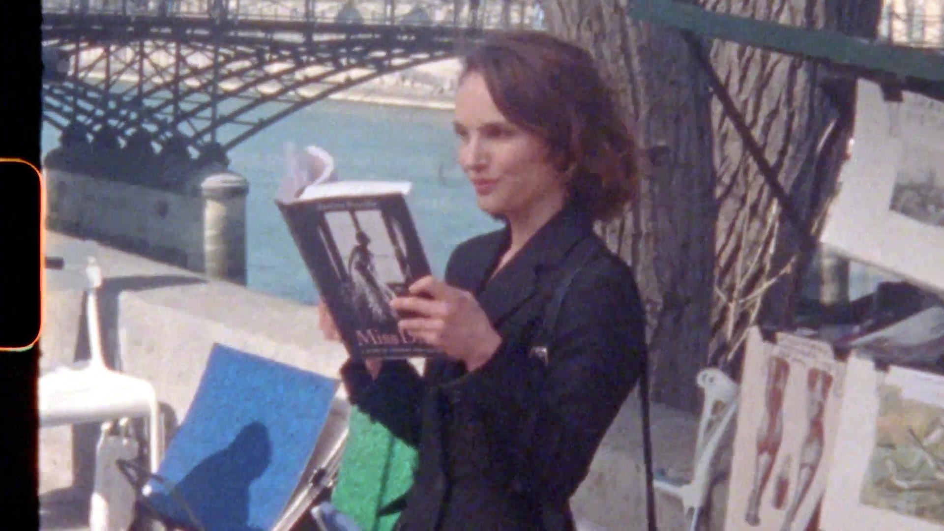 Miss_Dior_-_A_Miss_in_Paris_Episode_1-00_00_16_400.jpeg