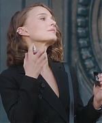 Miss_Dior_-_A_Miss_in_Paris_Episode_1-00_00_04_160.jpeg