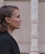 Miss_Dior_-_A_Miss_in_Paris_Episode_1-00_00_15_560.jpeg