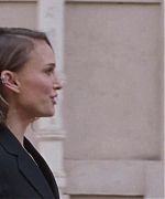 Miss_Dior_-_A_Miss_in_Paris_Episode_1-00_00_15_880.jpeg