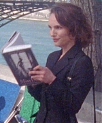 Miss_Dior_-_A_Miss_in_Paris_Episode_1-00_00_16_640.jpeg