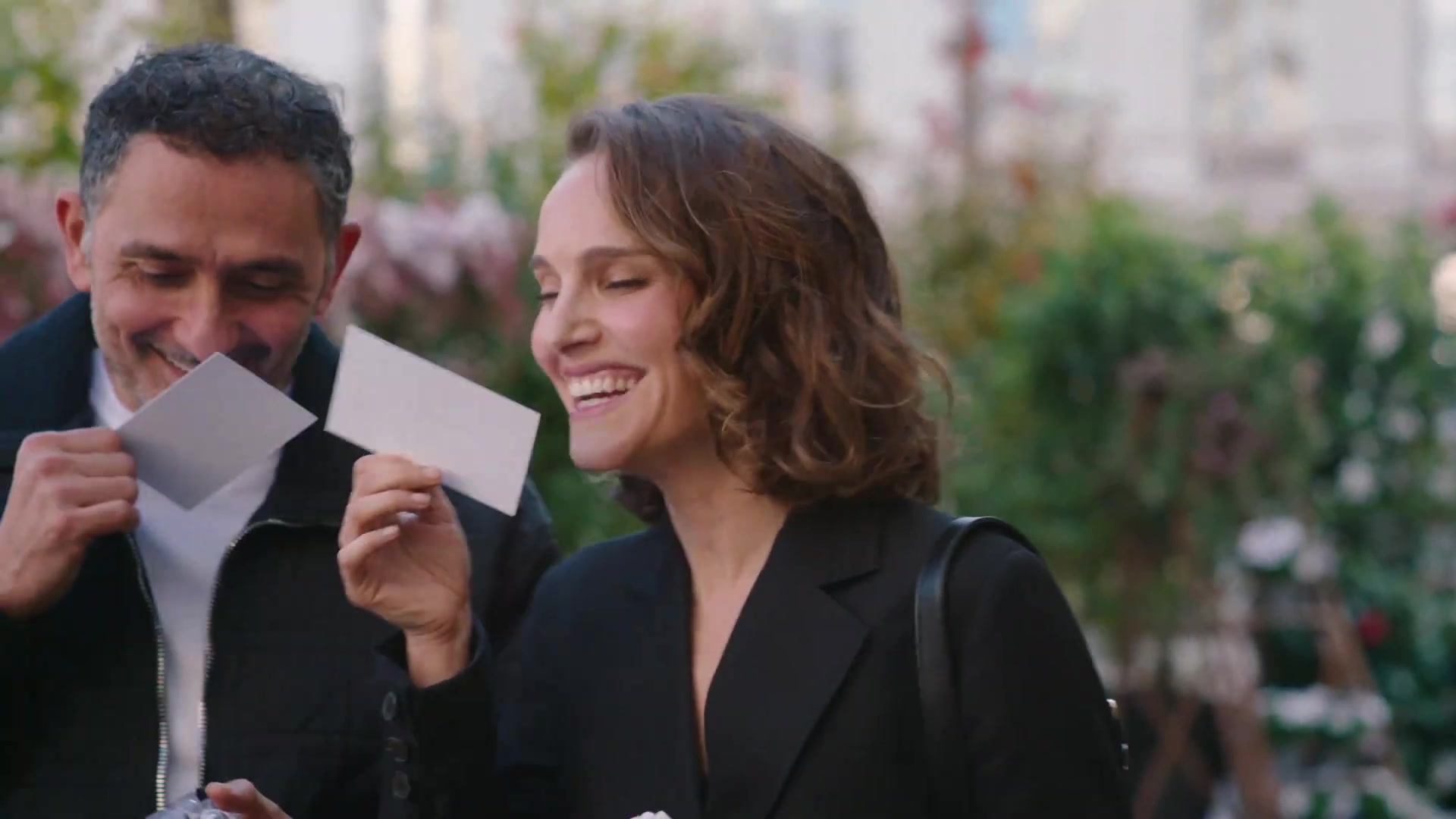 Miss_Dior_-_A_Miss_in_Paris_Episode_2-00_00_45_880.jpeg