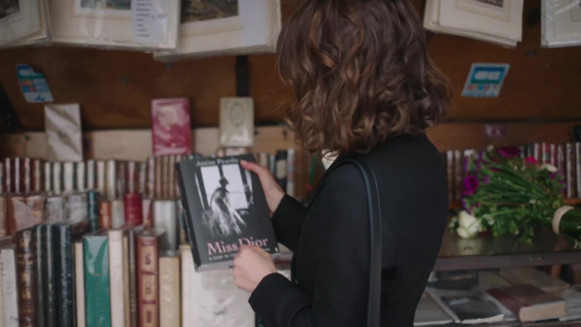 Miss_Dior_-_A_Miss_in_Paris_Episode_3-00_00_15_880.jpeg