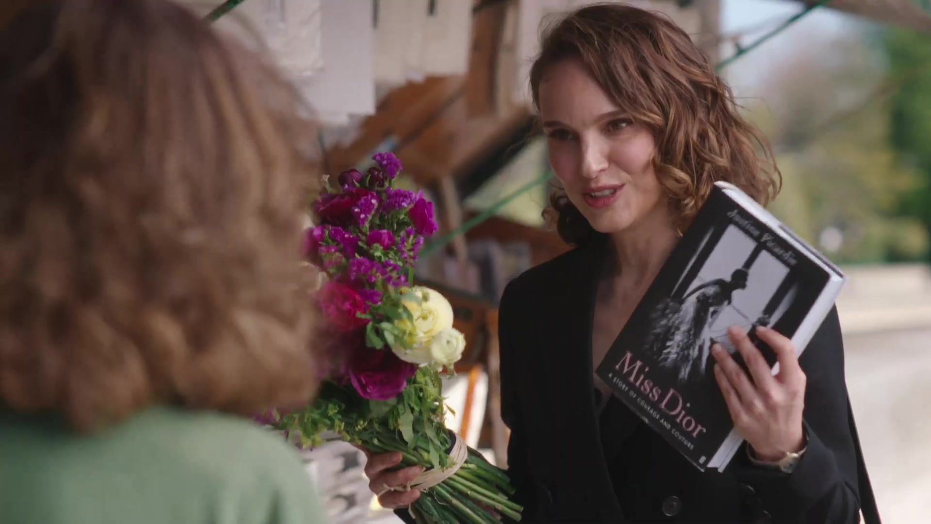 Miss_Dior_-_A_Miss_in_Paris_Episode_3-00_00_19_480.jpeg