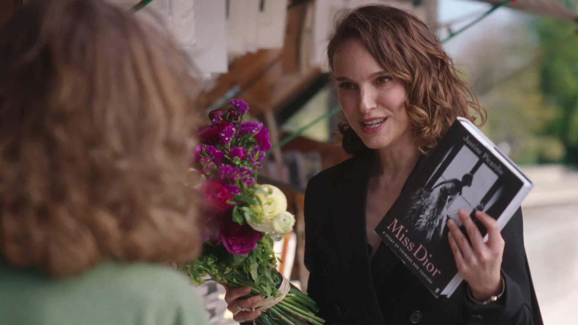 Miss_Dior_-_A_Miss_in_Paris_Episode_3-00_00_19_640.jpeg
