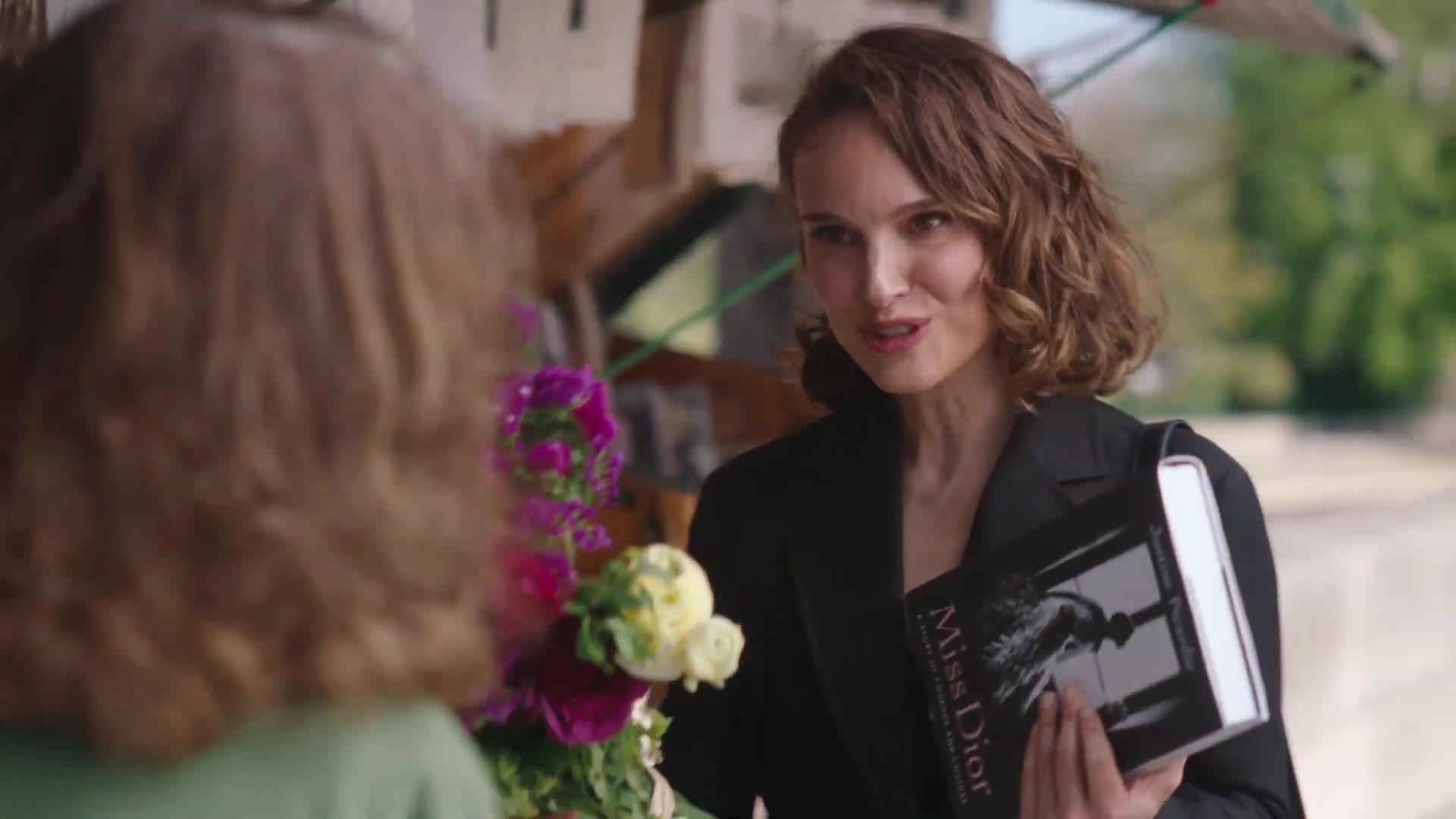 Miss_Dior_-_A_Miss_in_Paris_Episode_3-00_00_20_120.jpeg