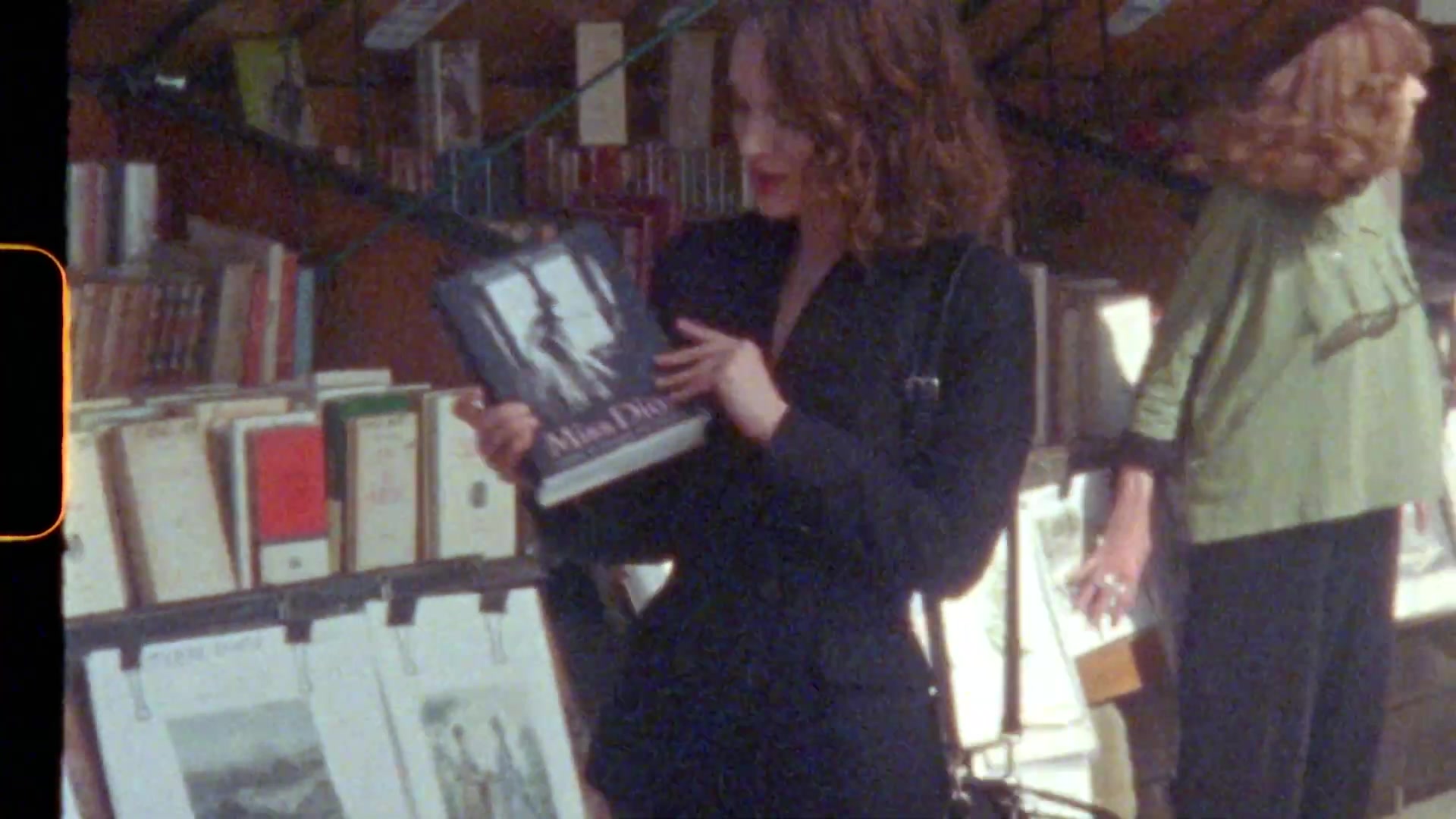 Miss_Dior_-_A_Miss_in_Paris_Episode_3-00_00_26_120.jpeg