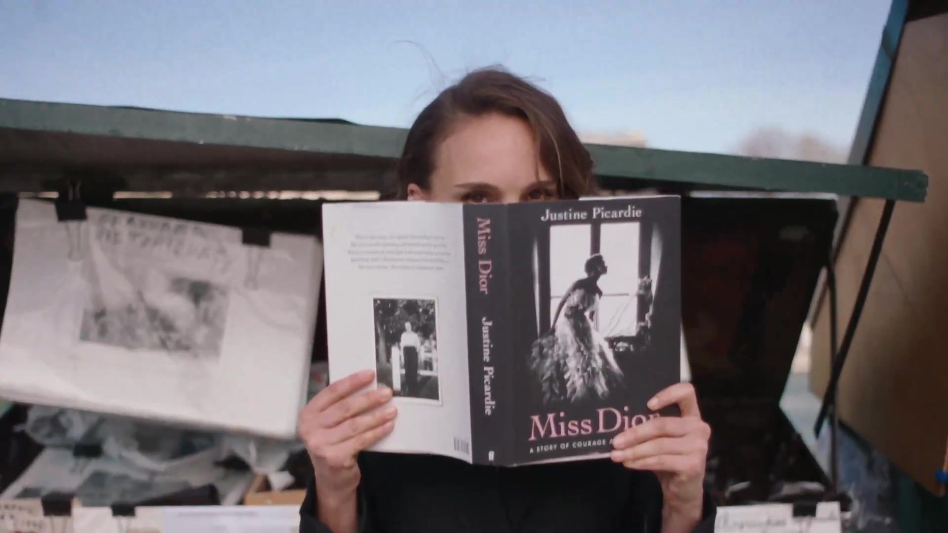 Miss_Dior_-_A_Miss_in_Paris_Episode_3-00_00_32_600.jpeg
