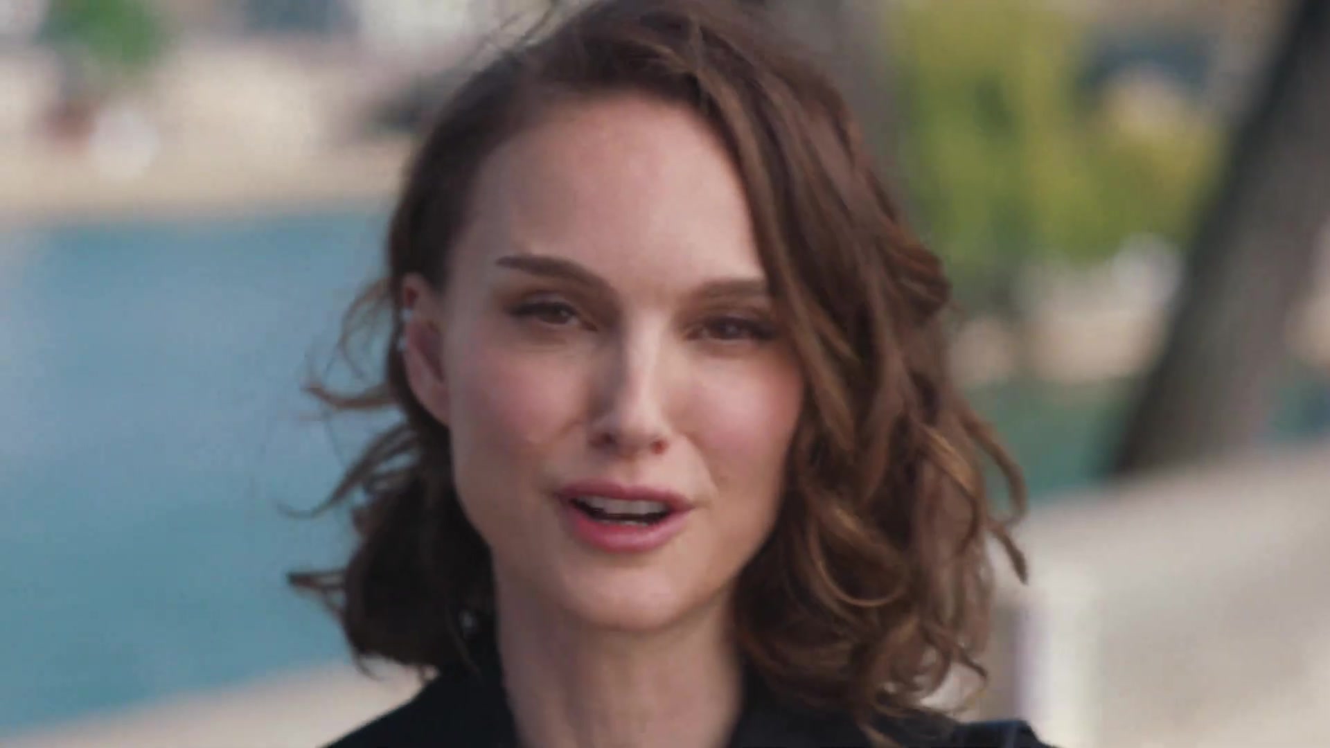 Miss_Dior_-_A_Miss_in_Paris_Episode_3-00_00_34_760.jpeg
