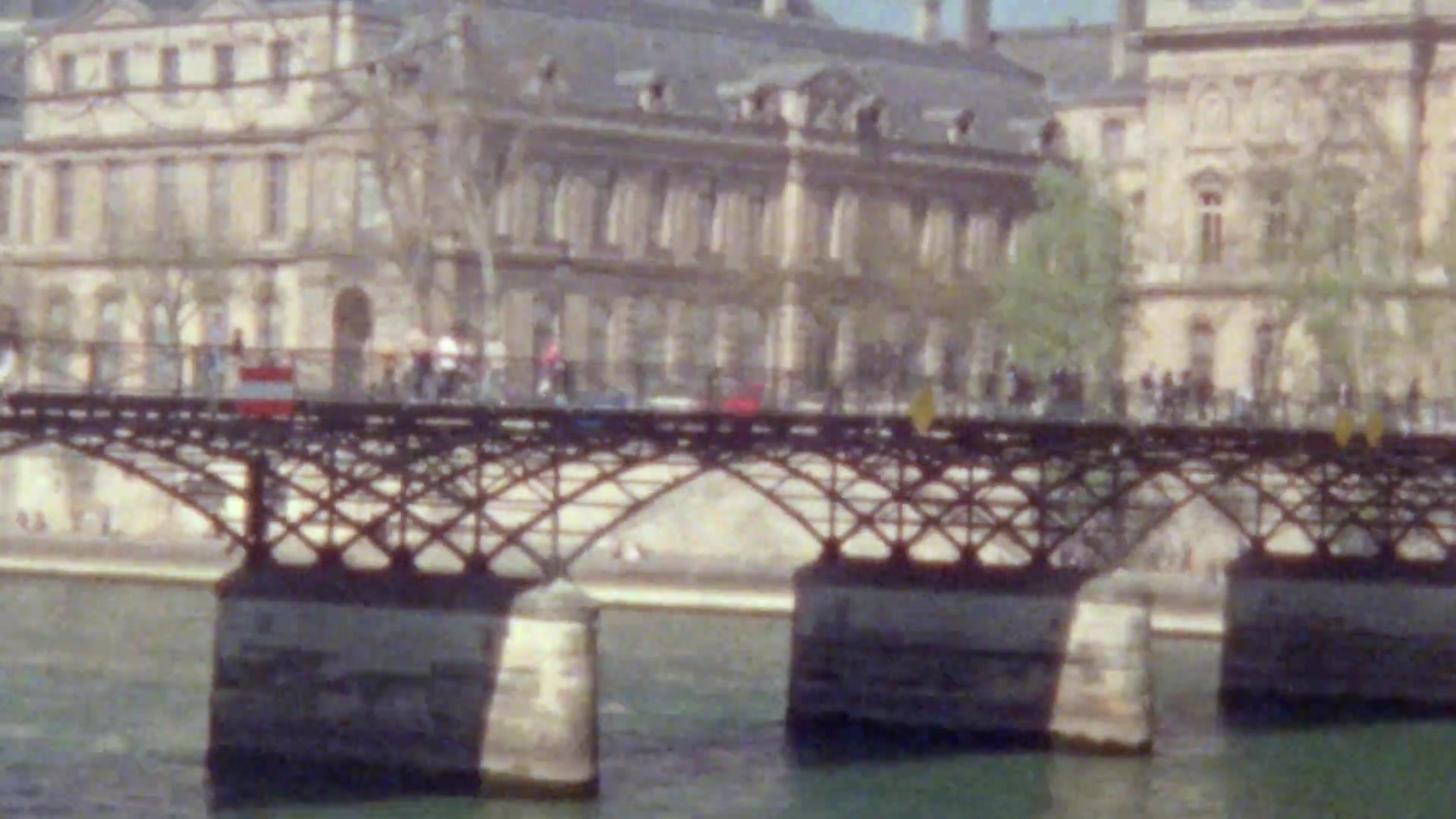 Miss_Dior_-_A_Miss_in_Paris_Episode_3-00_00_36_280.jpeg