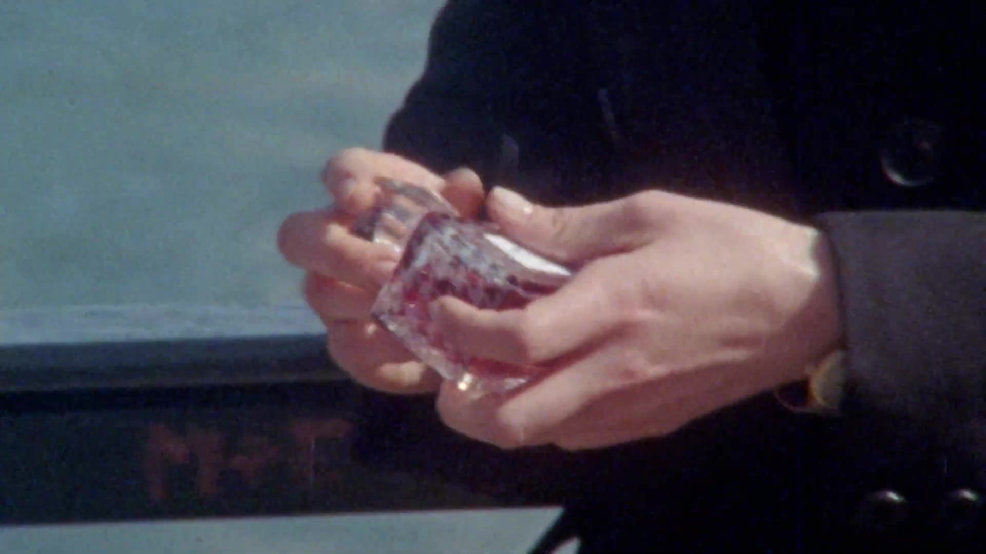 Miss_Dior_-_A_Miss_in_Paris_Episode_3-00_00_40_200.jpeg