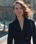 Miss_Dior_-_A_Miss_in_Paris_Episode_3-00_00_36_680.jpeg