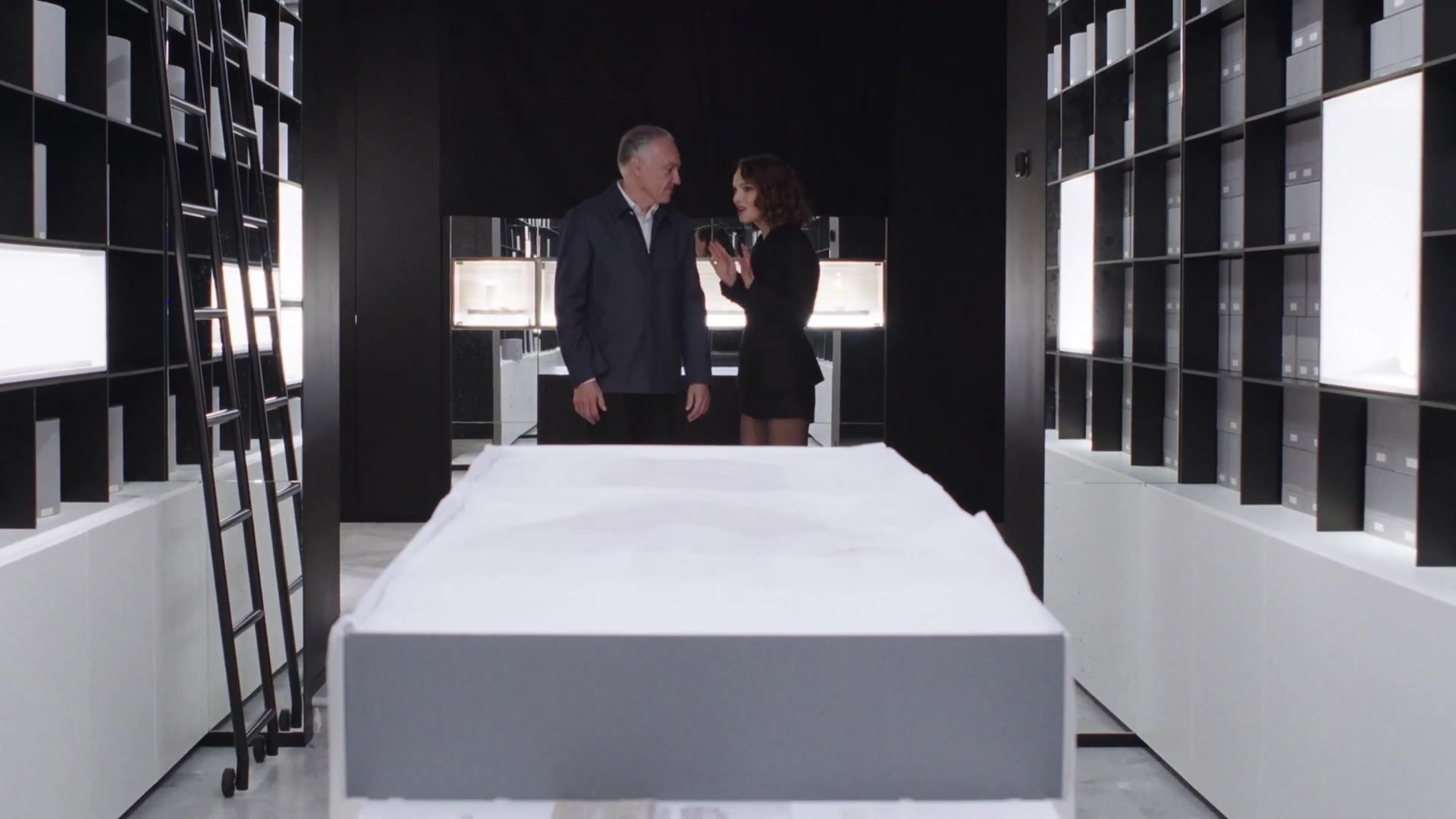 Miss_Dior_-_A_Miss_in_Paris_Episode_4-00_00_08_200.jpeg