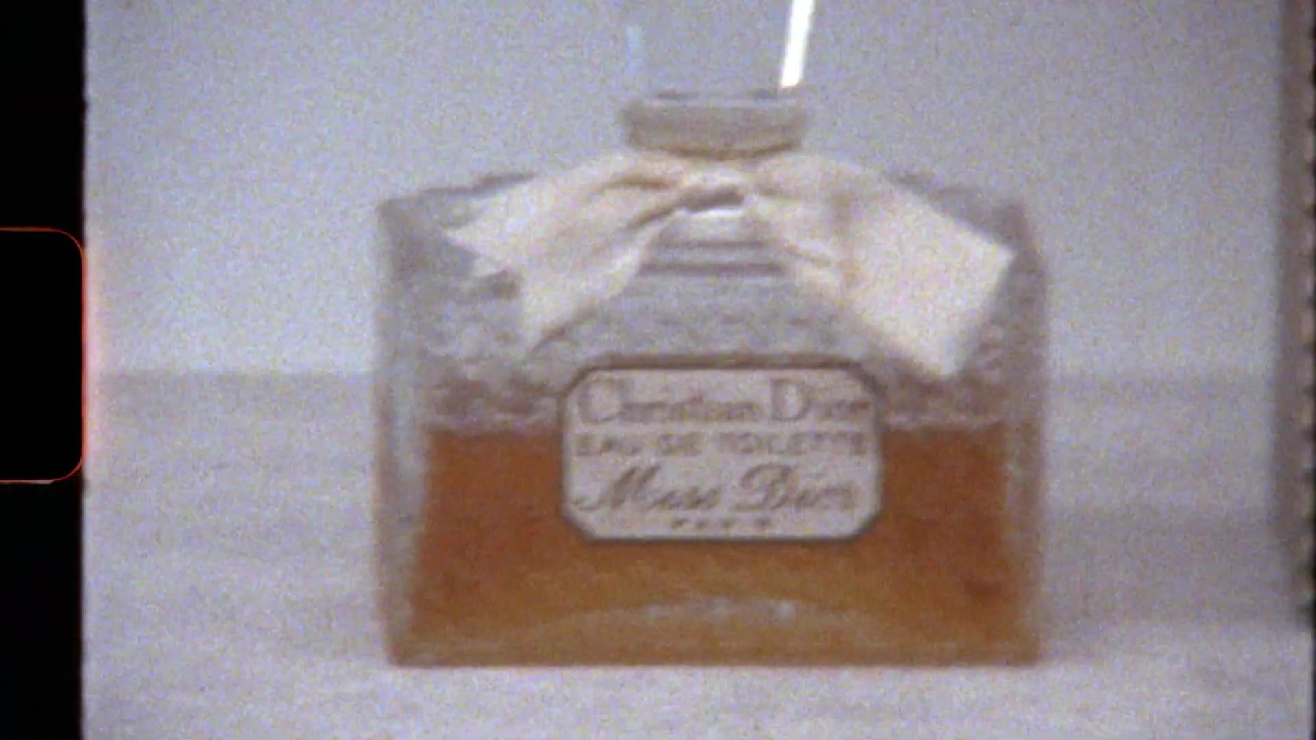 Miss_Dior_-_A_Miss_in_Paris_Episode_4-00_00_14_280.jpeg