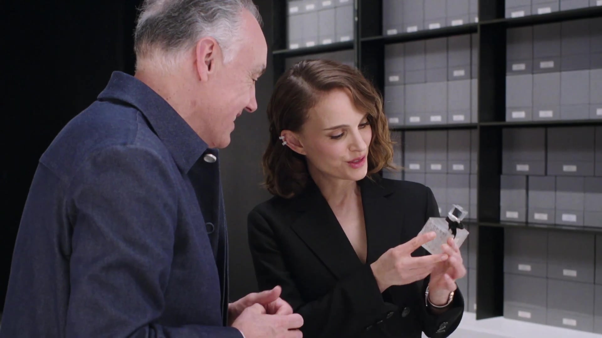 Miss_Dior_-_A_Miss_in_Paris_Episode_4-00_00_19_640.jpeg