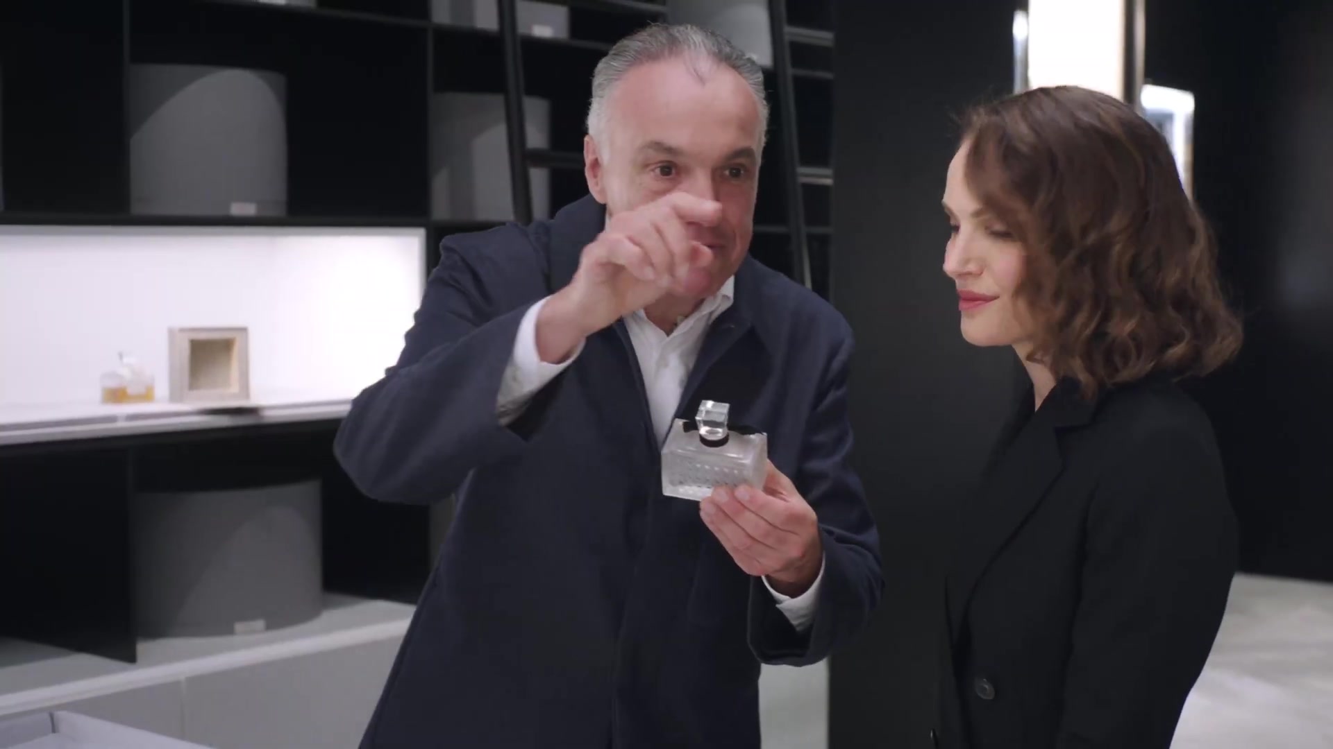Miss_Dior_-_A_Miss_in_Paris_Episode_4-00_00_21_880.jpeg