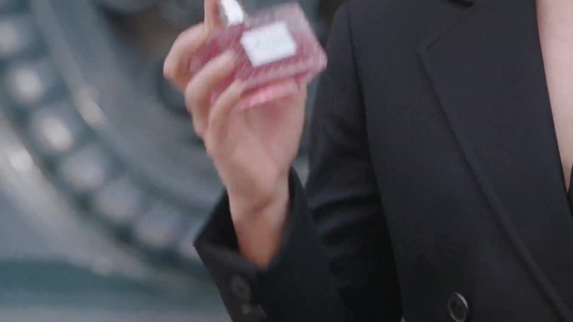 Miss_Dior_-_A_Miss_in_Paris_Episode_1-00_00_03_920.jpeg