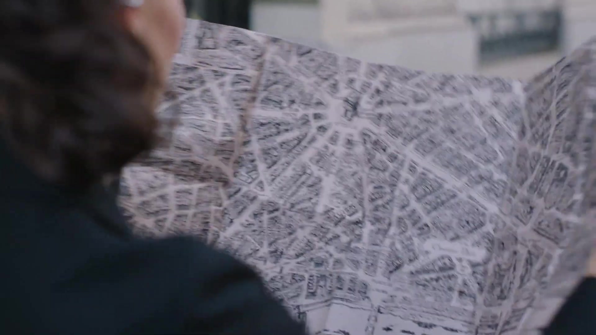 Miss_Dior_-_A_Miss_in_Paris_Episode_1-00_00_28_760.jpeg