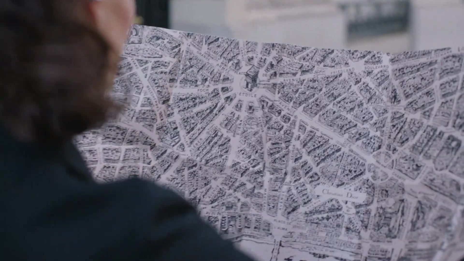 Miss_Dior_-_A_Miss_in_Paris_Episode_1-00_00_29_040.jpeg