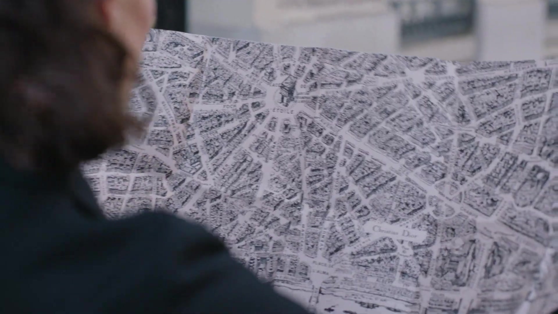 Miss_Dior_-_A_Miss_in_Paris_Episode_1-00_00_29_200.jpeg