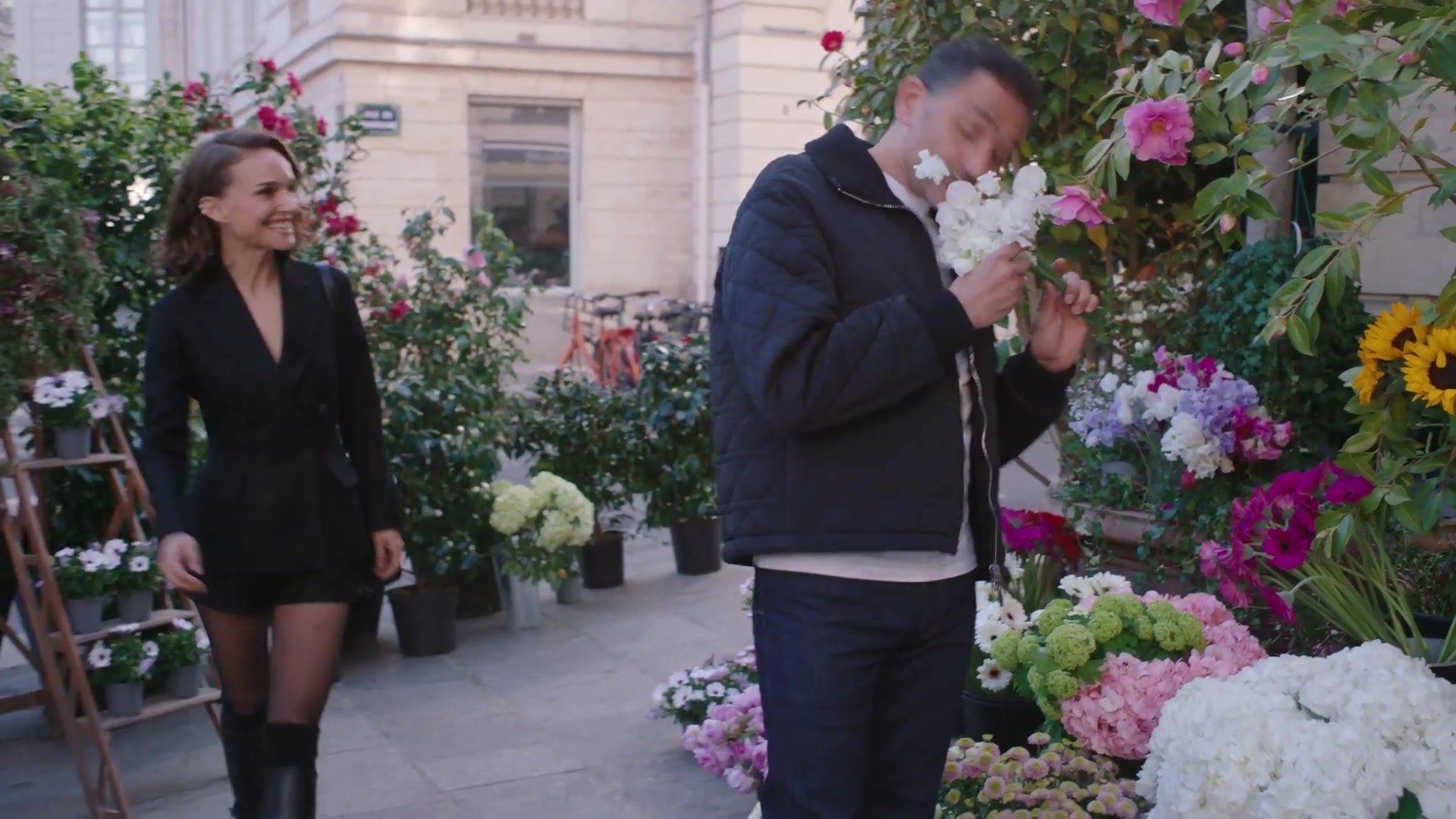 Miss_Dior_-_A_Miss_in_Paris_Episode_2-00_00_05_480.jpeg Miss_Dior_-_A_Miss_in_Paris_Episode_2-00_00_05_480.jpeg