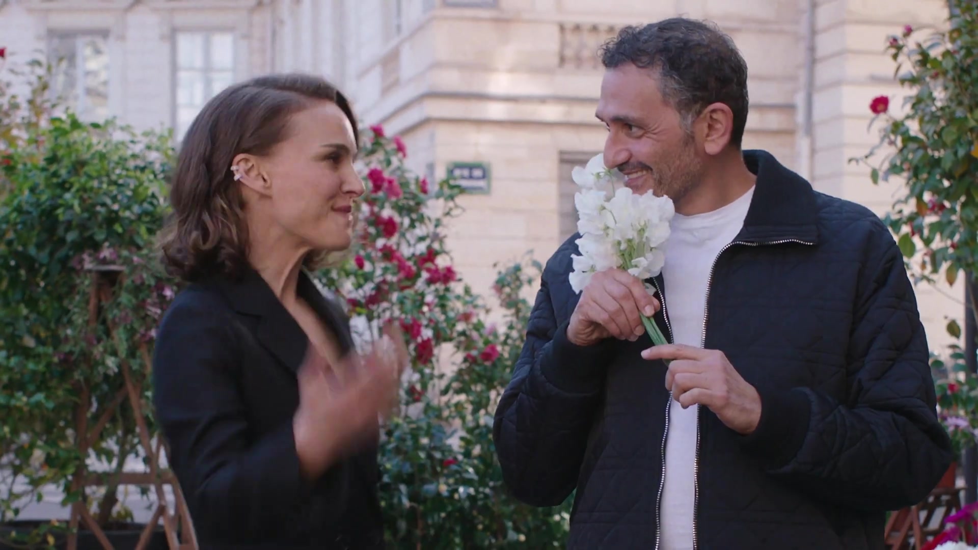Miss_Dior_-_A_Miss_in_Paris_Episode_2-00_00_09_160.jpeg