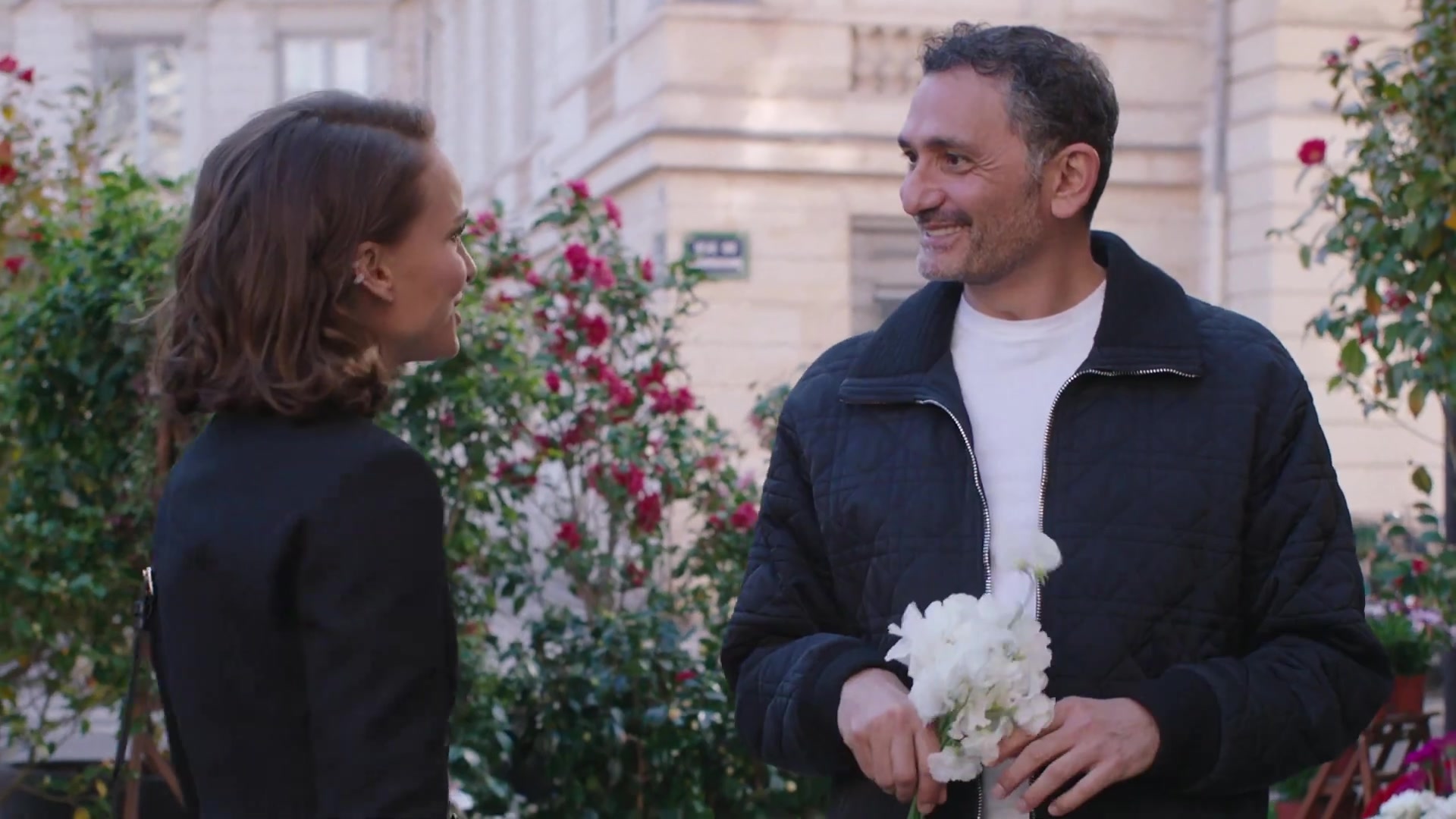 Miss_Dior_-_A_Miss_in_Paris_Episode_2-00_00_09_800.jpeg