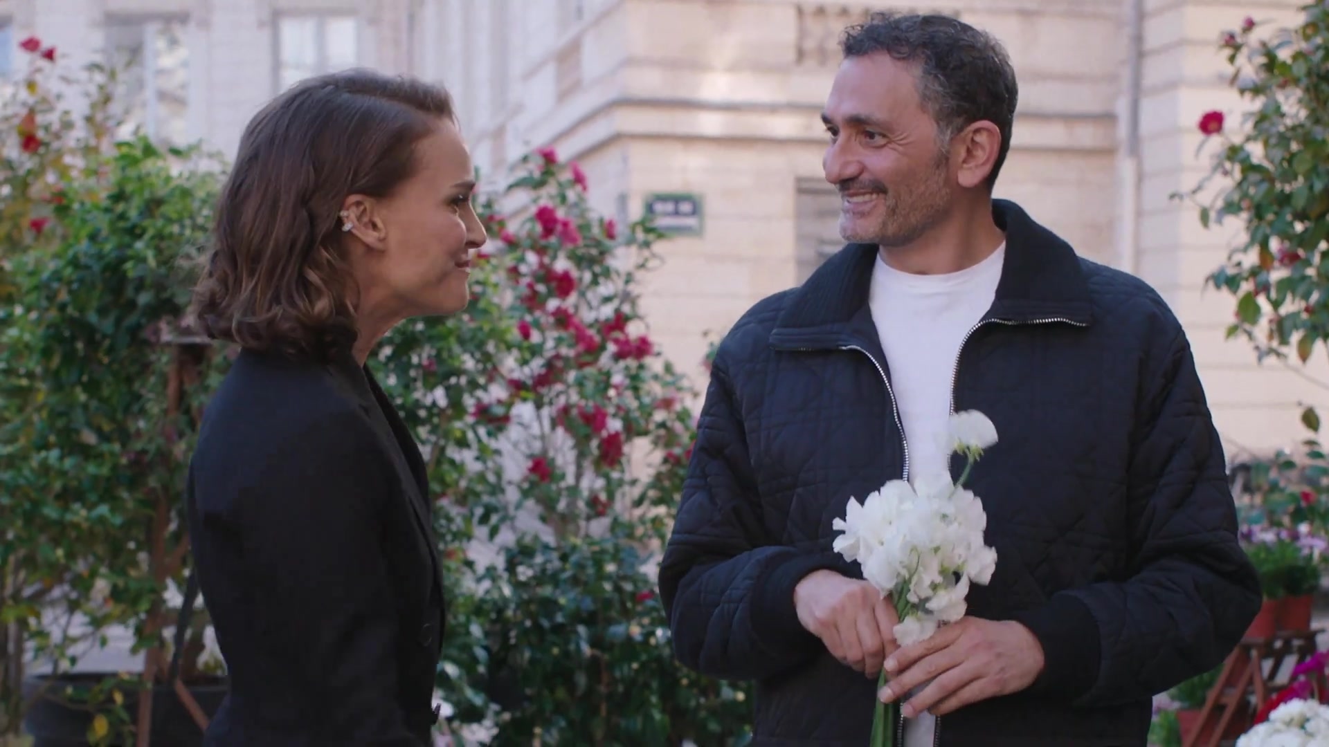 Miss_Dior_-_A_Miss_in_Paris_Episode_2-00_00_10_360.jpeg
