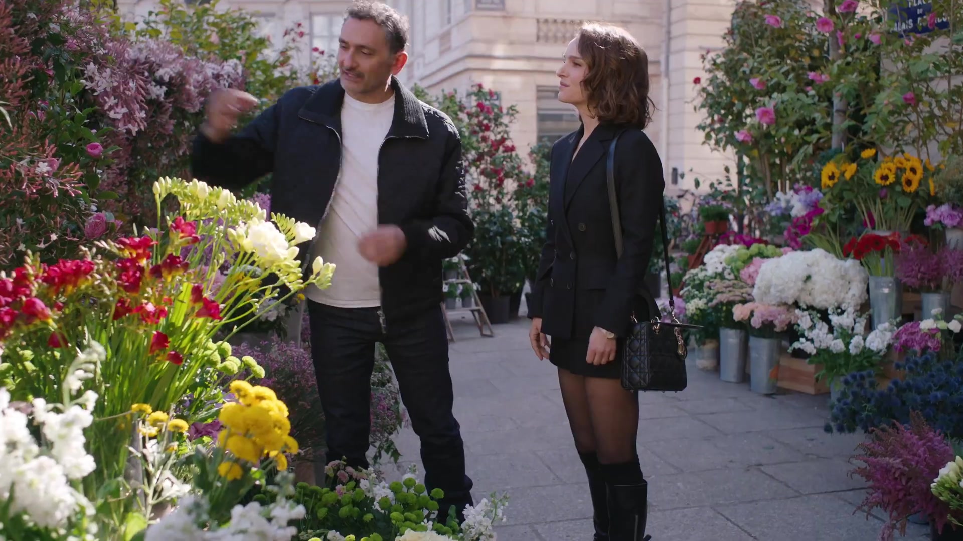 Miss_Dior_-_A_Miss_in_Paris_Episode_2-00_00_13_880.jpeg
