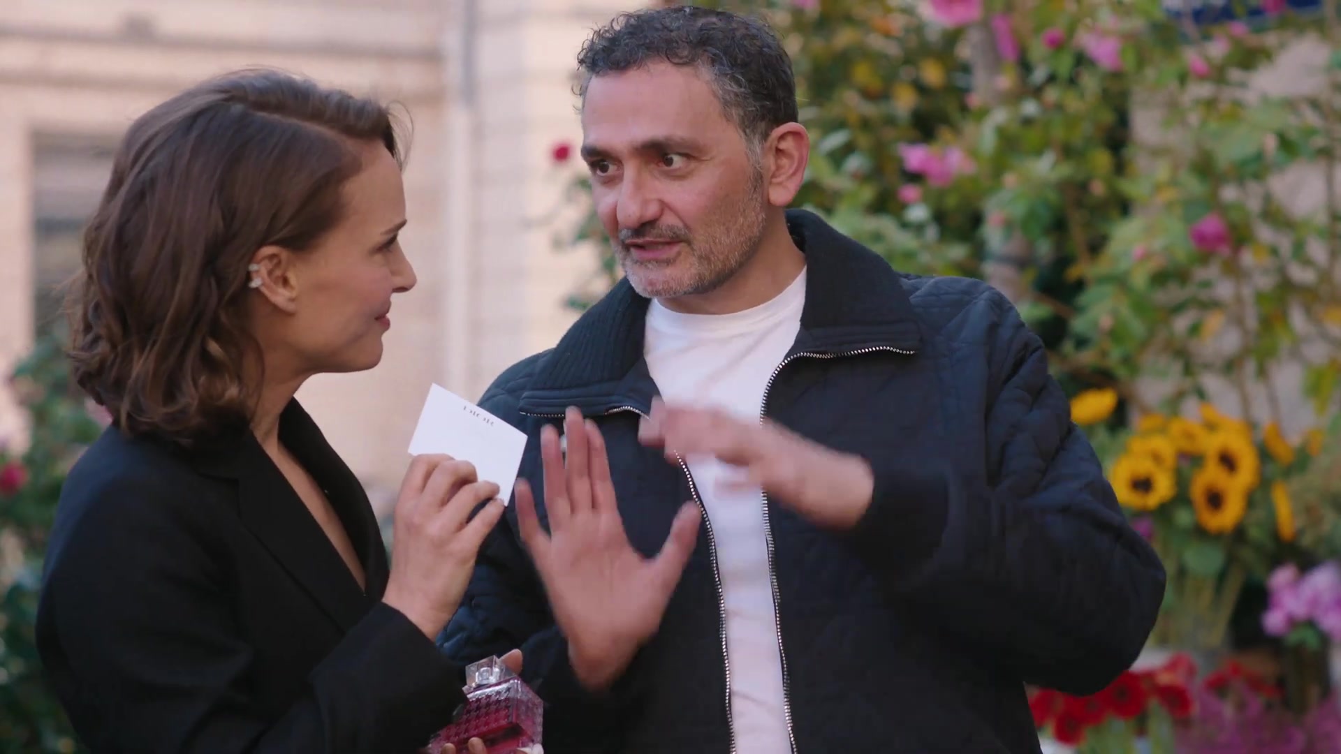Miss_Dior_-_A_Miss_in_Paris_Episode_2-00_00_23_000.jpeg