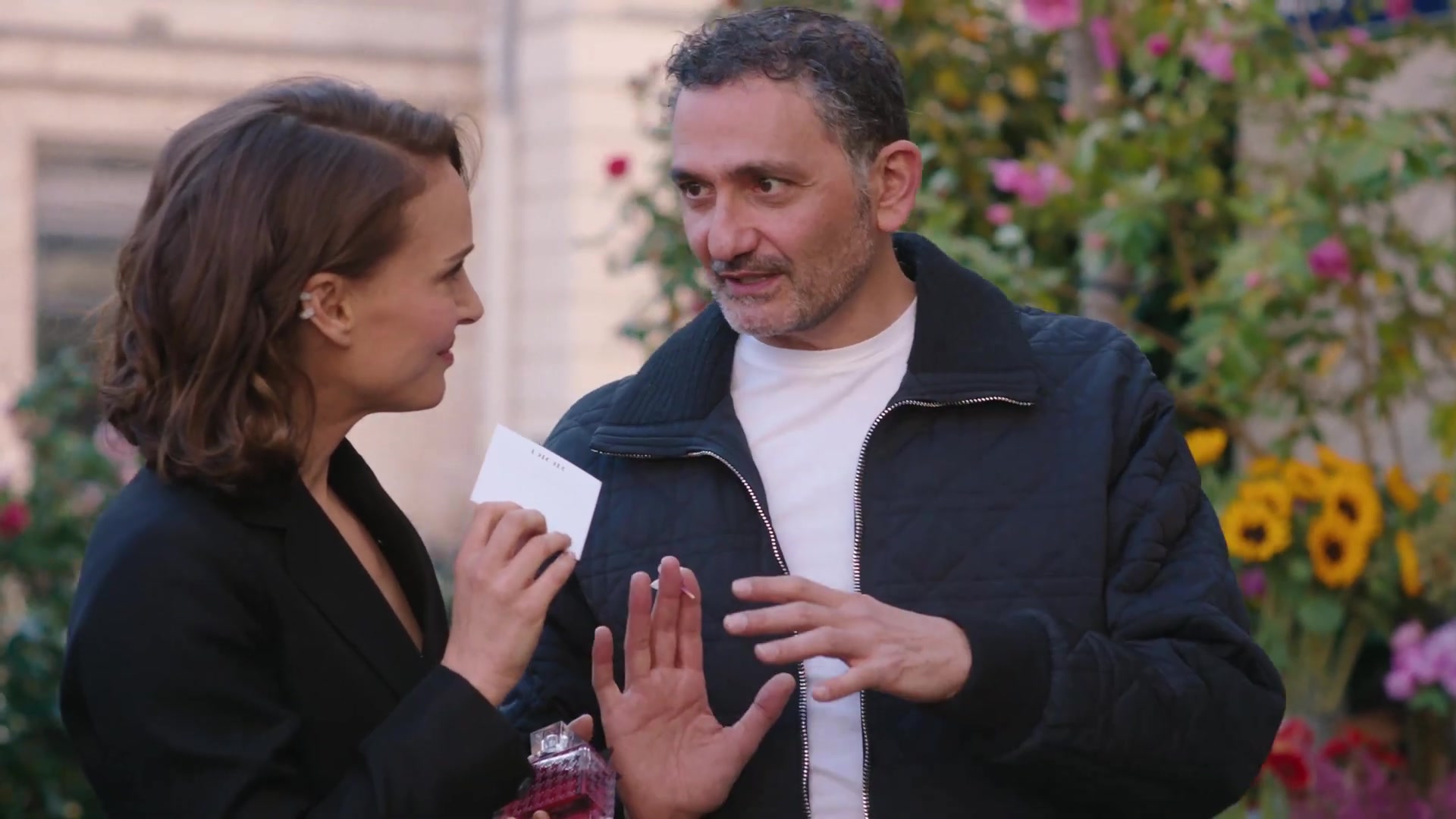 Miss_Dior_-_A_Miss_in_Paris_Episode_2-00_00_23_320.jpeg