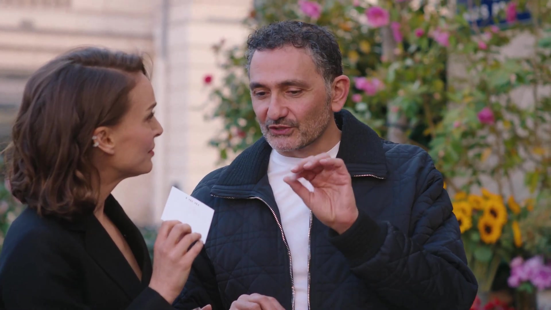 Miss_Dior_-_A_Miss_in_Paris_Episode_2-00_00_24_600.jpeg