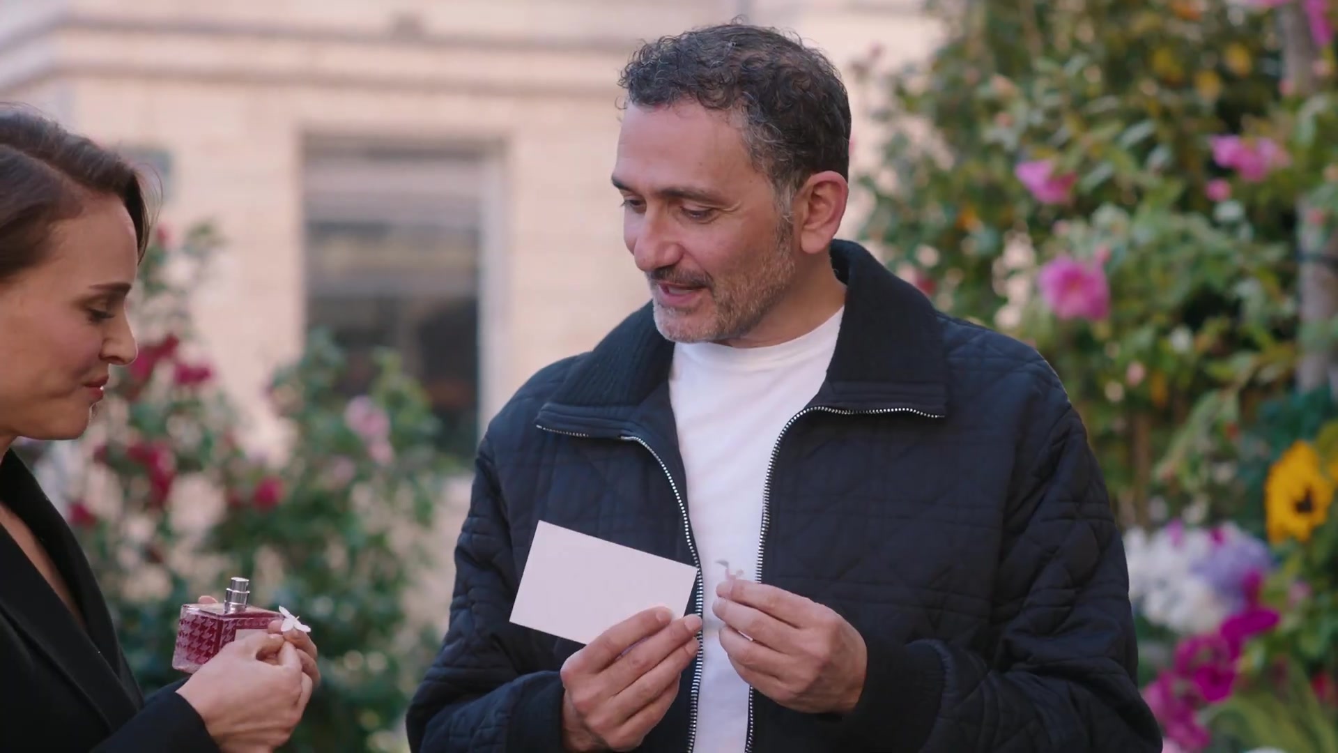 Miss_Dior_-_A_Miss_in_Paris_Episode_2-00_00_27_160.jpeg
