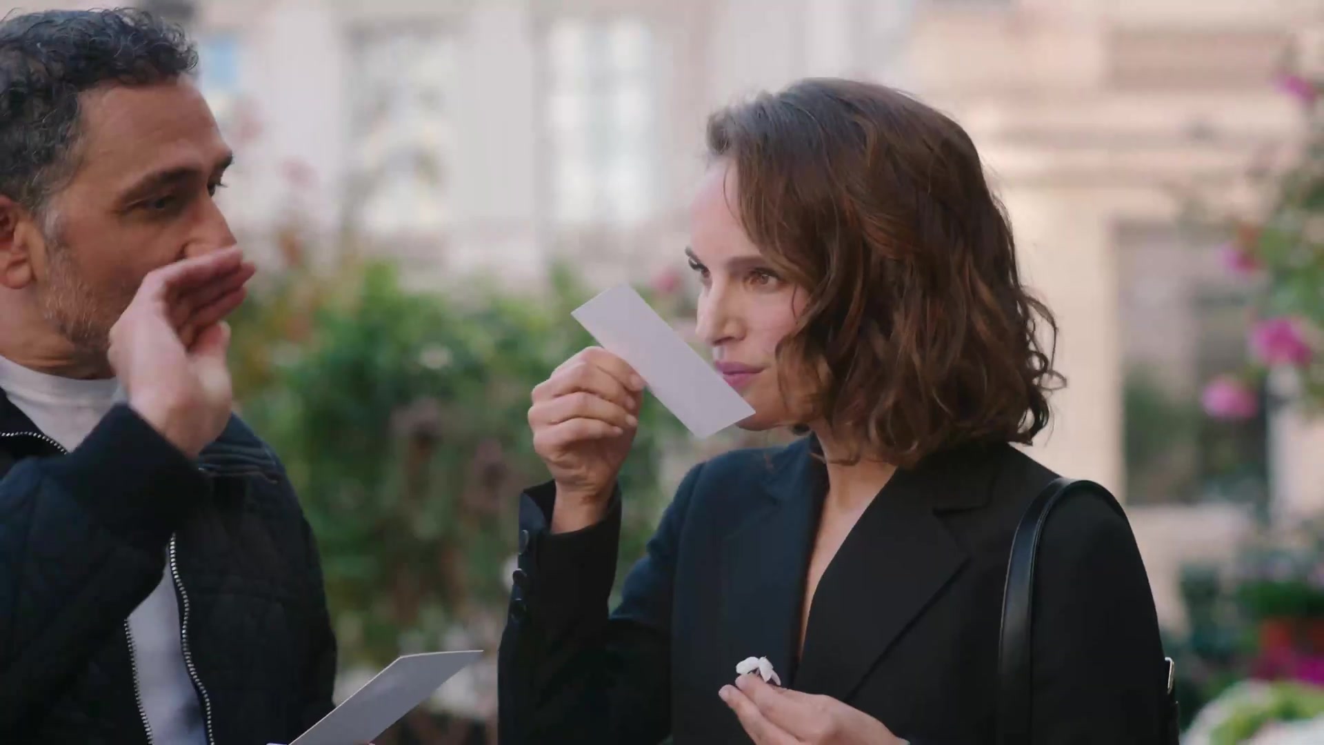 Miss_Dior_-_A_Miss_in_Paris_Episode_2-00_00_38_120.jpeg