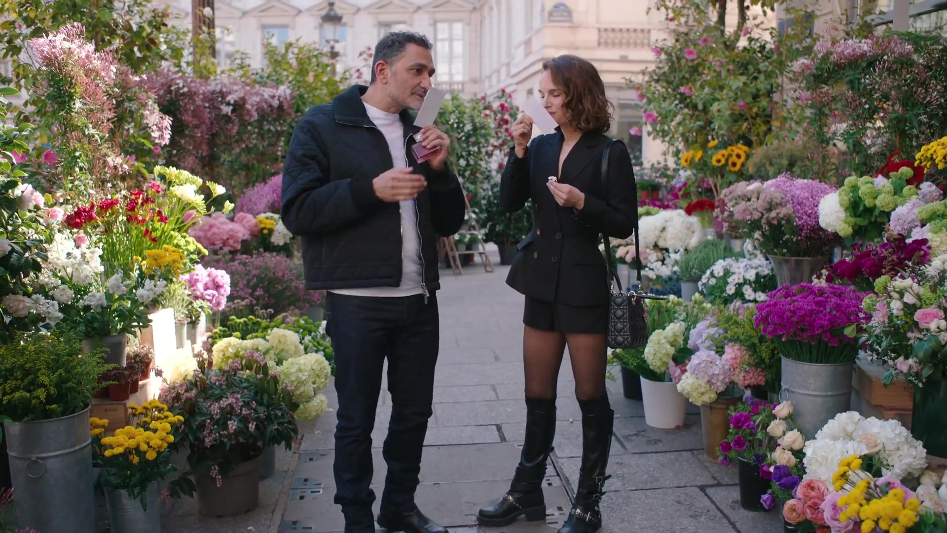 Miss_Dior_-_A_Miss_in_Paris_Episode_2-00_00_42_920.jpeg