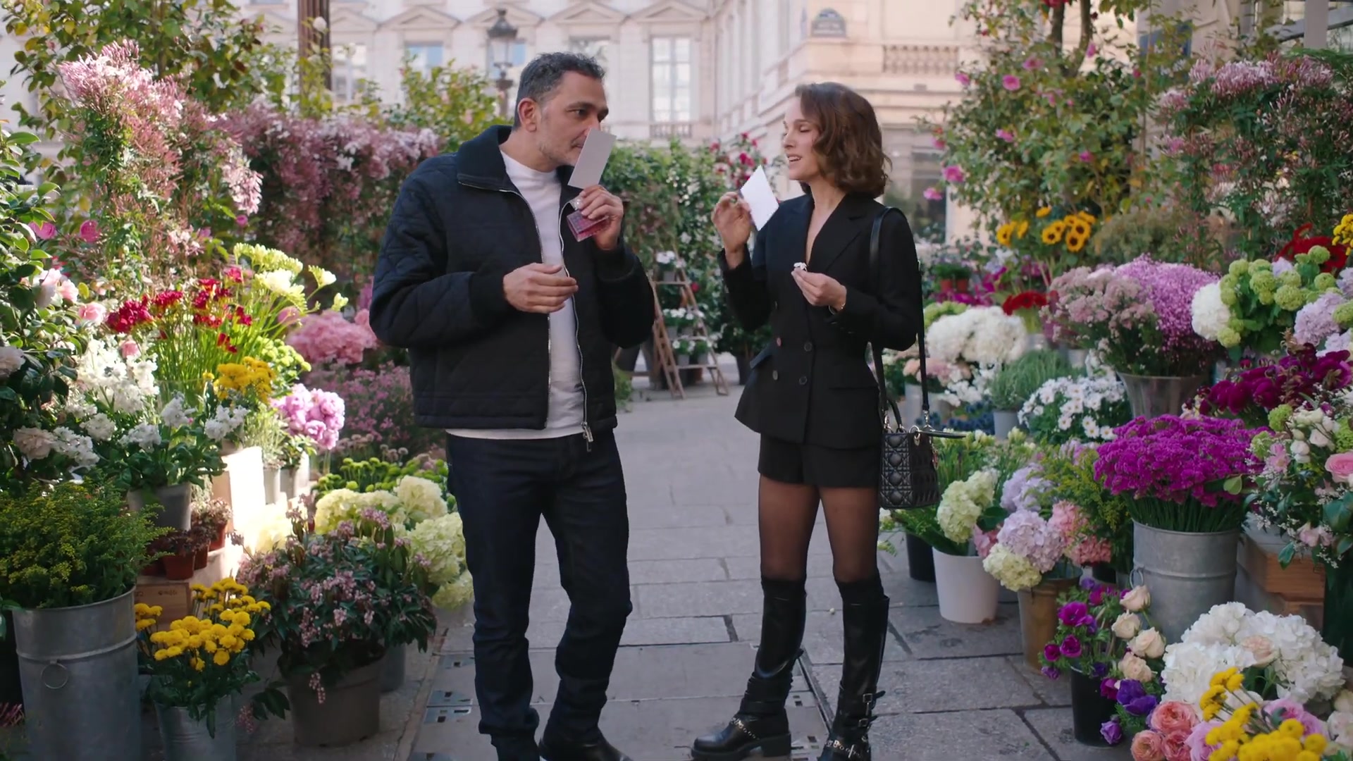Miss_Dior_-_A_Miss_in_Paris_Episode_2-00_00_43_400.jpeg
