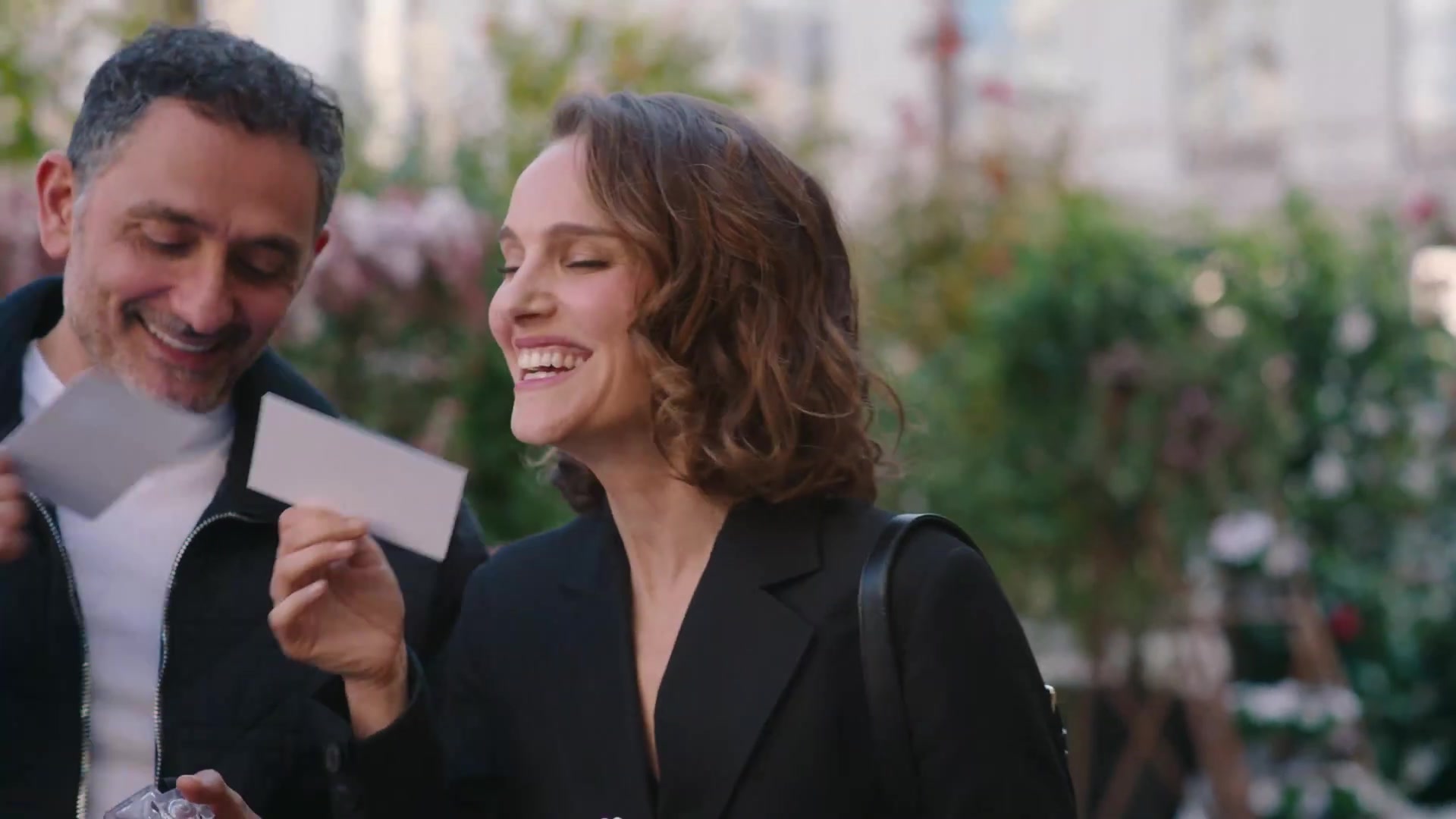Miss_Dior_-_A_Miss_in_Paris_Episode_2-00_00_45_640.jpeg