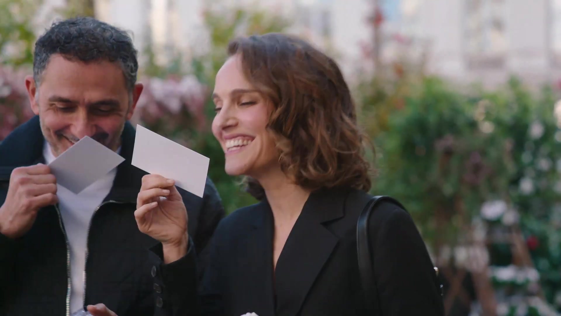 Miss_Dior_-_A_Miss_in_Paris_Episode_2-00_00_45_960.jpeg