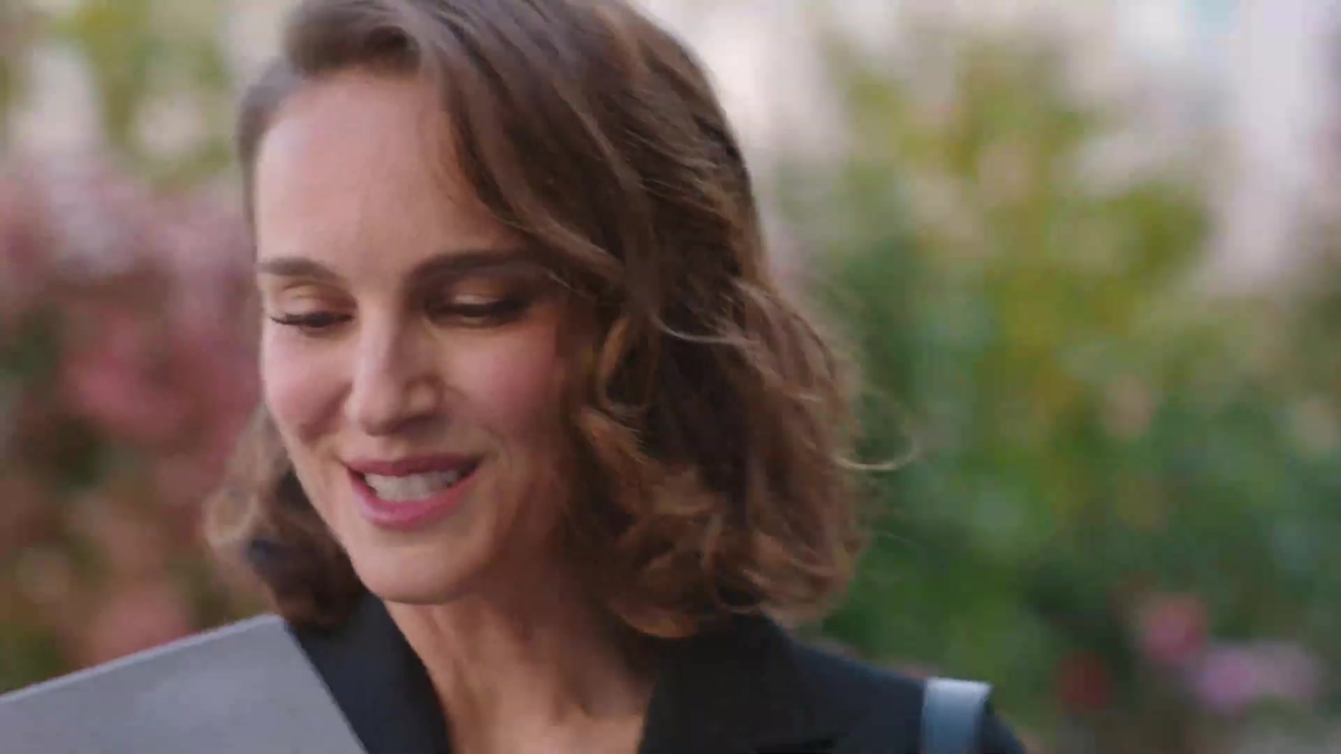 Miss_Dior_-_A_Miss_in_Paris_Episode_2-00_00_49_720.jpeg