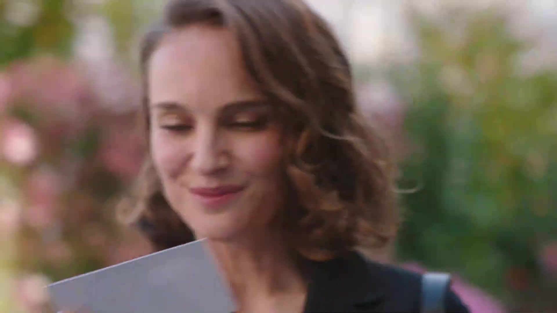 Miss_Dior_-_A_Miss_in_Paris_Episode_2-00_00_49_880.jpeg