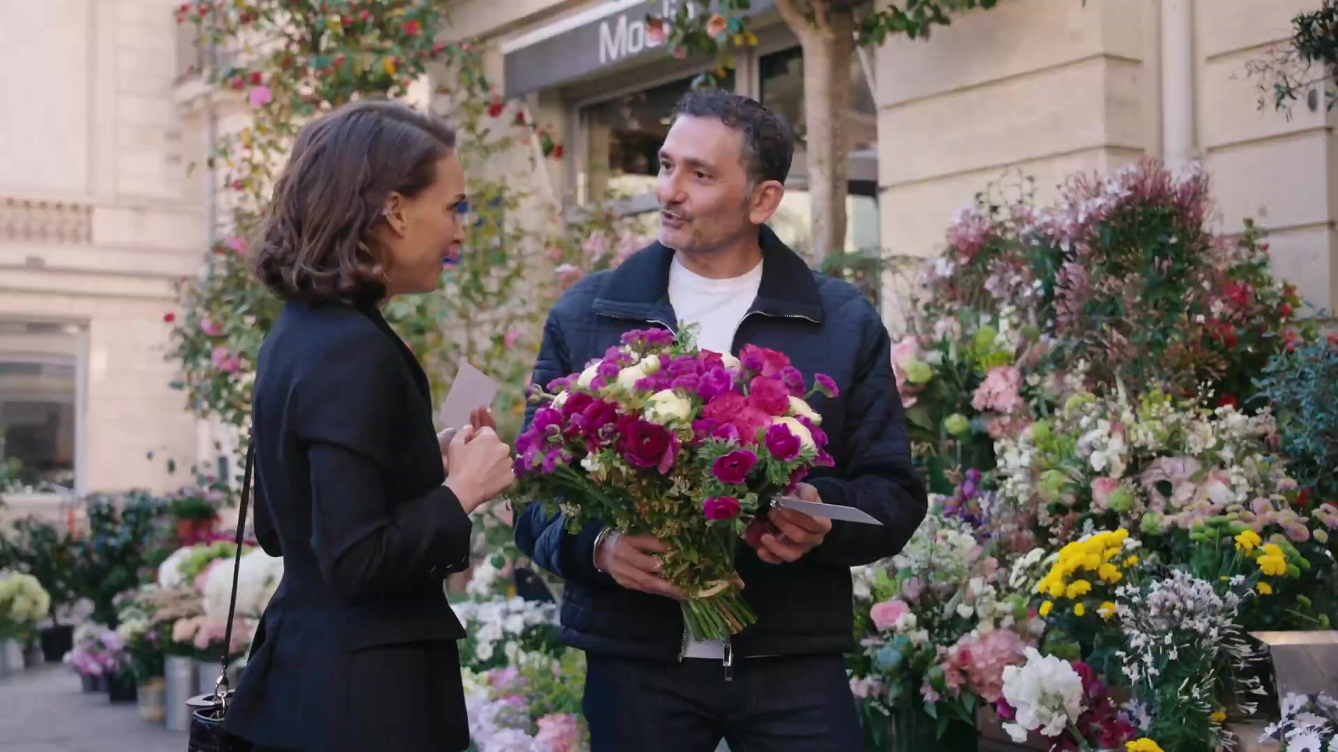 Miss_Dior_-_A_Miss_in_Paris_Episode_2-00_00_52_200.jpeg