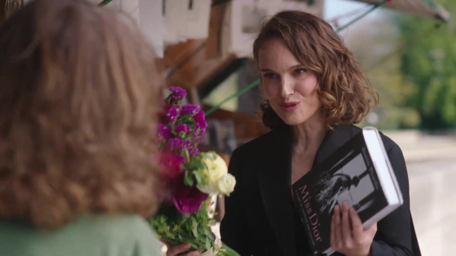Miss_Dior_-_A_Miss_in_Paris_Episode_3-00_00_19_960.jpeg