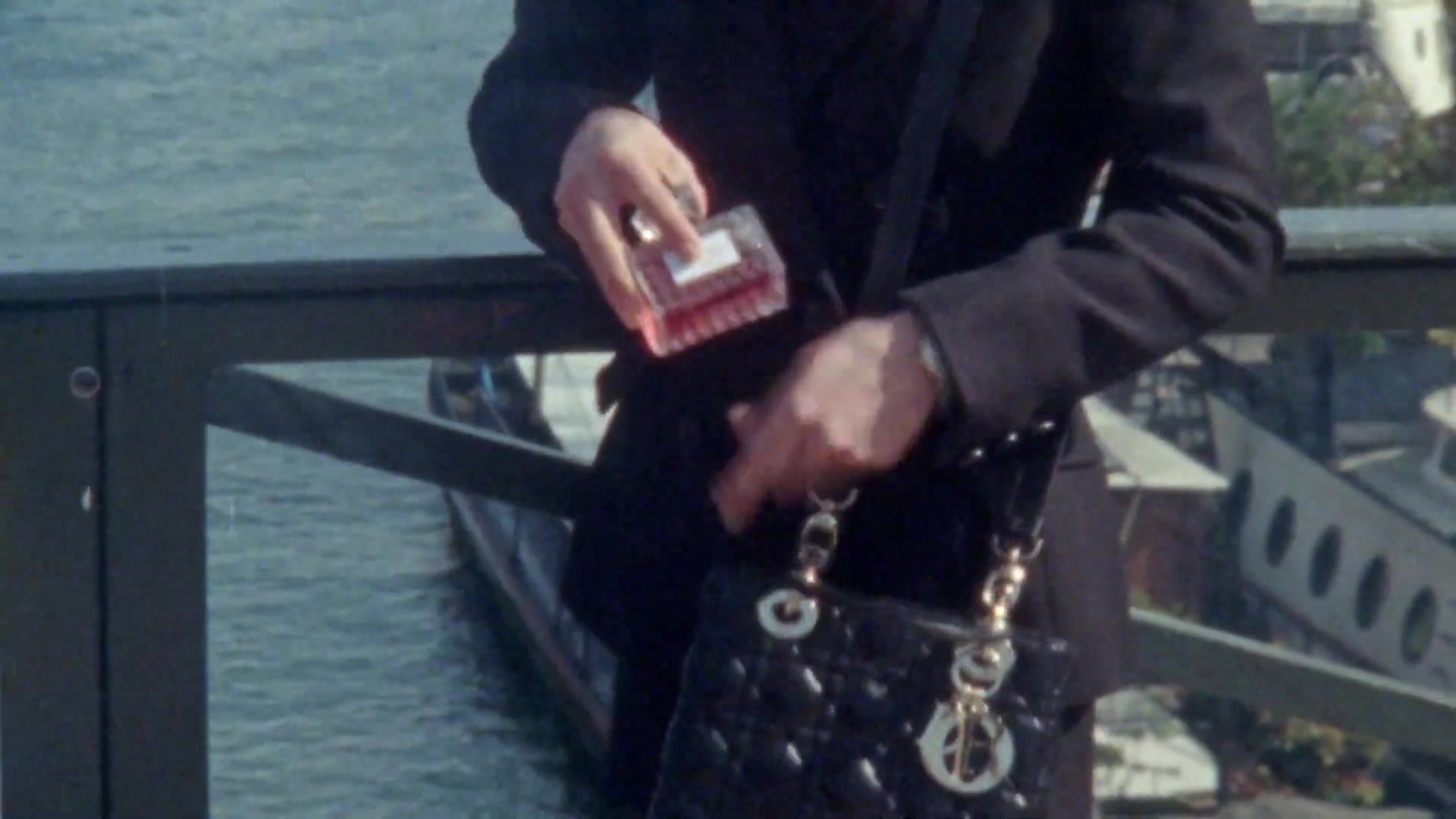 Miss_Dior_-_A_Miss_in_Paris_Episode_3-00_00_38_760.jpeg