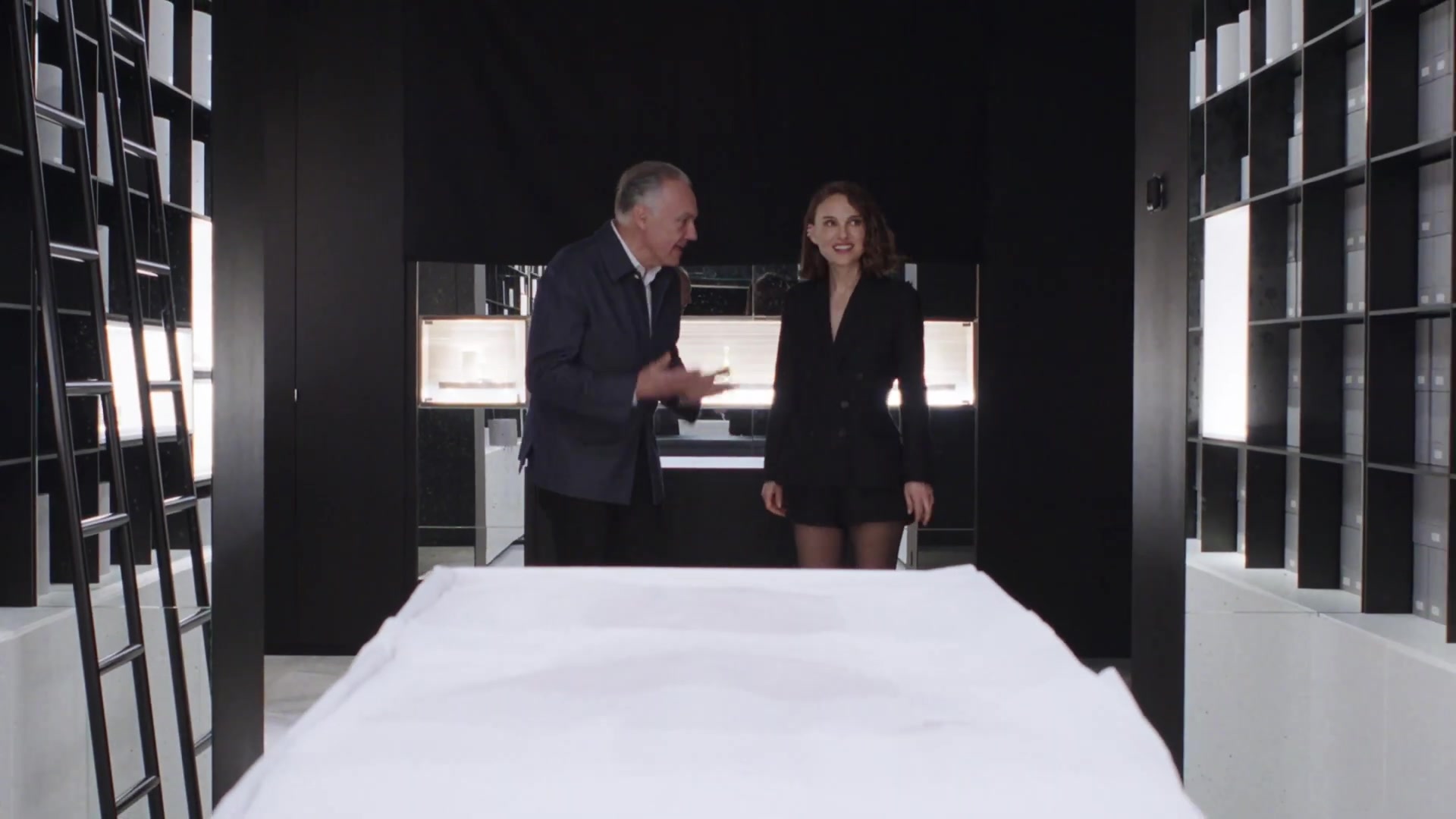 Miss_Dior_-_A_Miss_in_Paris_Episode_4-00_00_05_080.jpeg