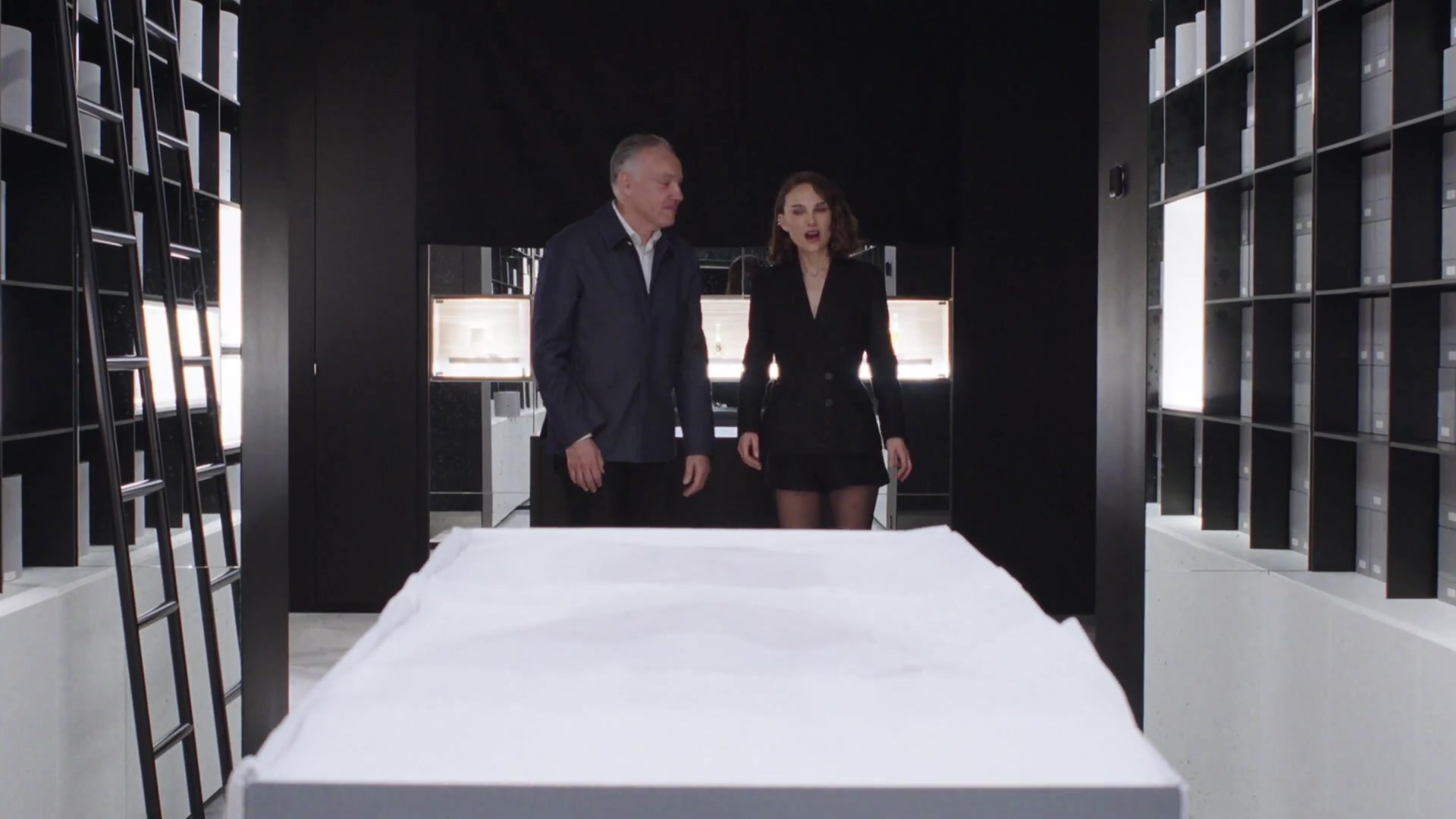 Miss_Dior_-_A_Miss_in_Paris_Episode_4-00_00_05_960.jpeg