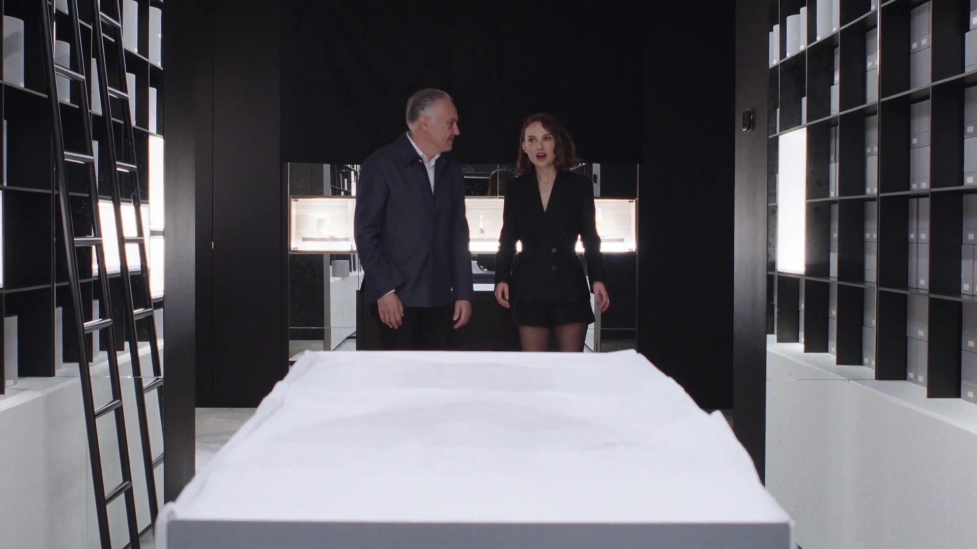 Miss_Dior_-_A_Miss_in_Paris_Episode_4-00_00_06_040.jpeg